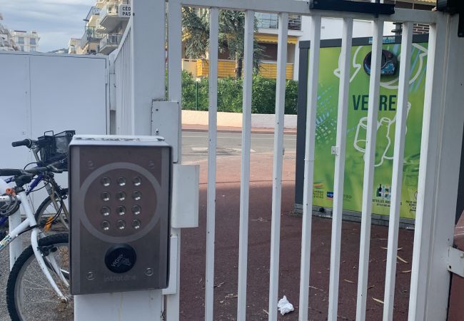 Appartement à Cannes - 2 pièces terrasse proche mer / Les Mouettes Appartement à Cannes - 2 pièces terrasse proche mer / Les Mouettes
