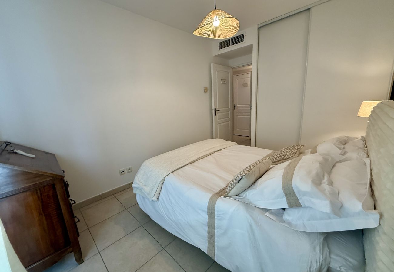 Appartement à Cannes-la-Bocca - DAPHNE