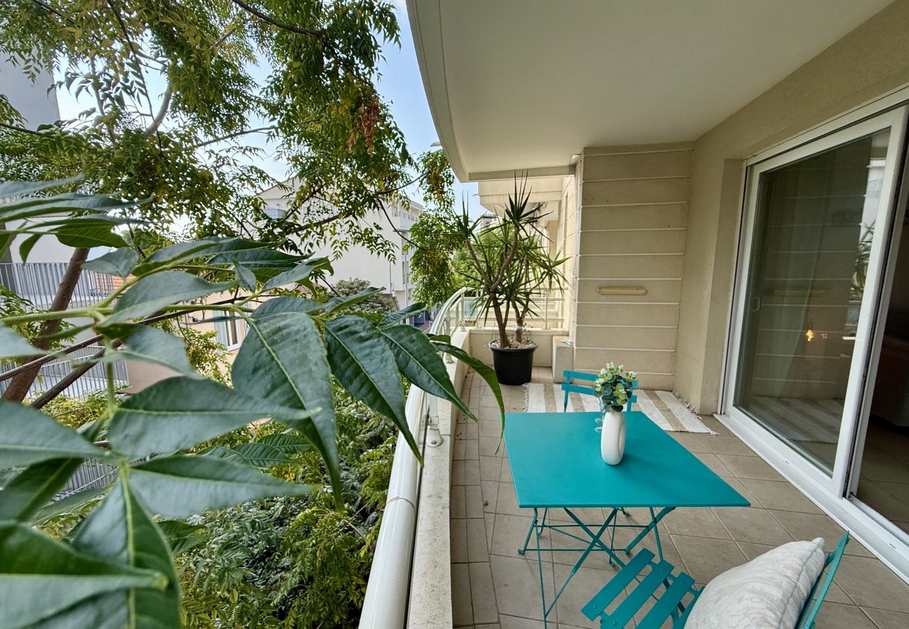 Appartement à Cannes-la-Bocca - DAPHNE