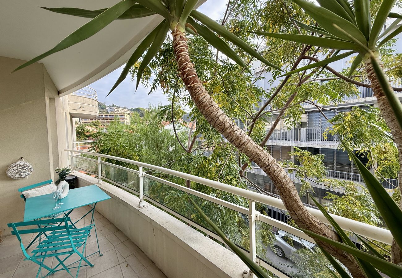 Appartement à Cannes-la-Bocca - DAPHNE