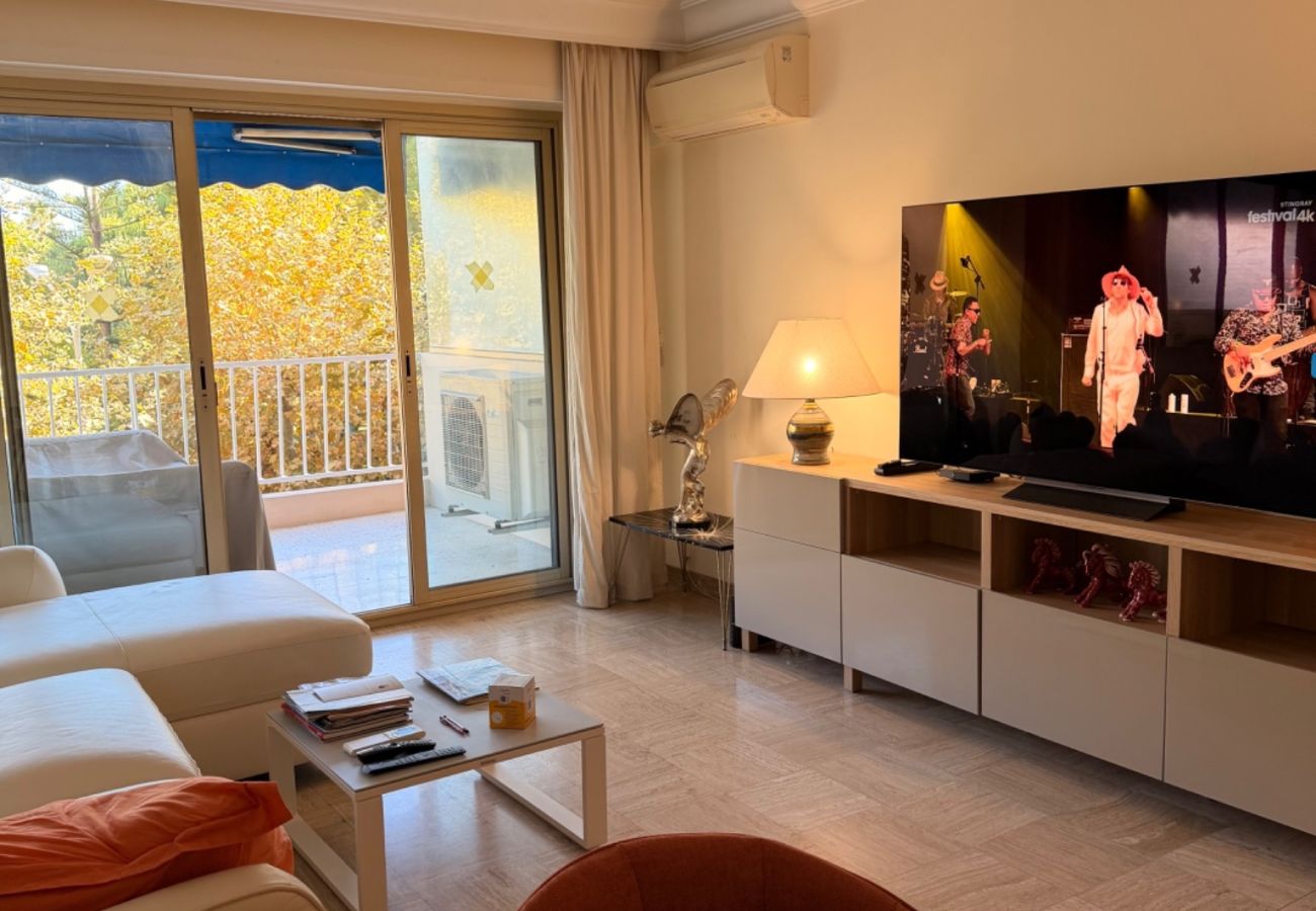 Appartement à Cannes - BELLE PLAGE, deux chambres proche mer