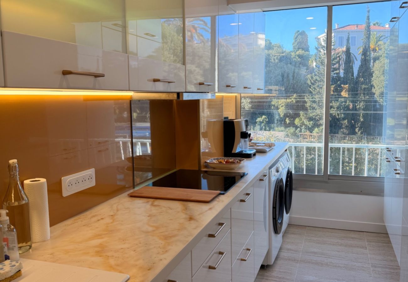 Appartement à Cannes - BELLE PLAGE, deux chambres proche mer