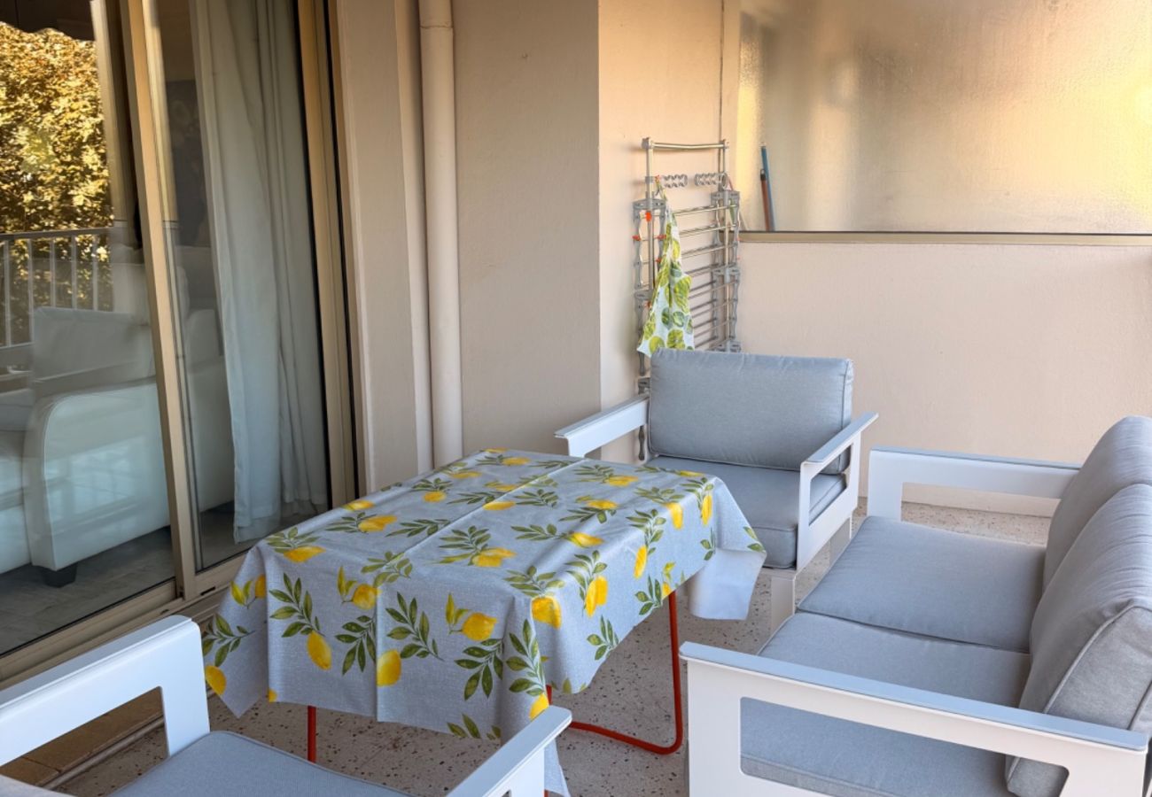 Appartement à Cannes - BELLE PLAGE, deux chambres proche mer