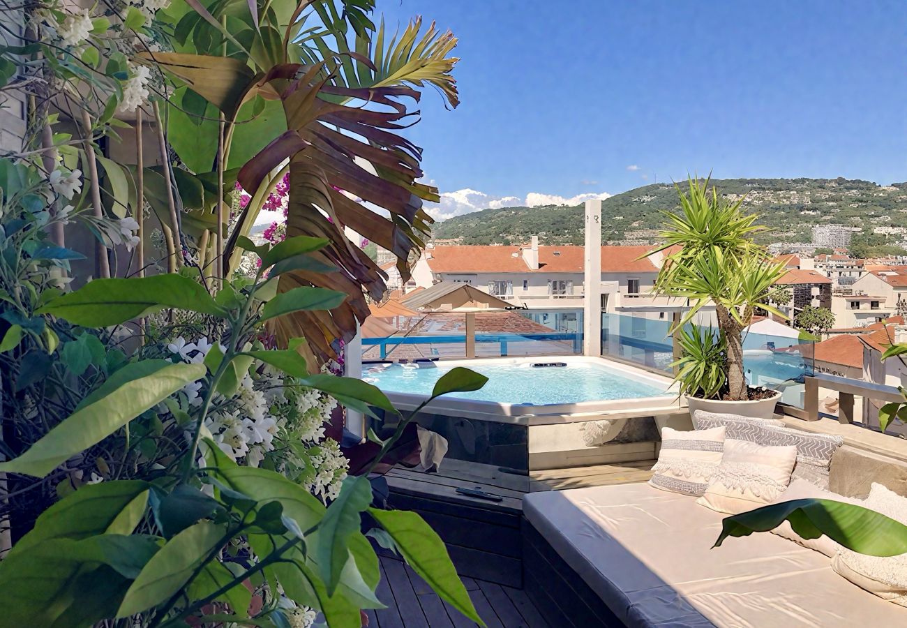 Appartement à Cannes - Gray d'Albion Penthouse, rooftop 30m2 & Jacuzzi