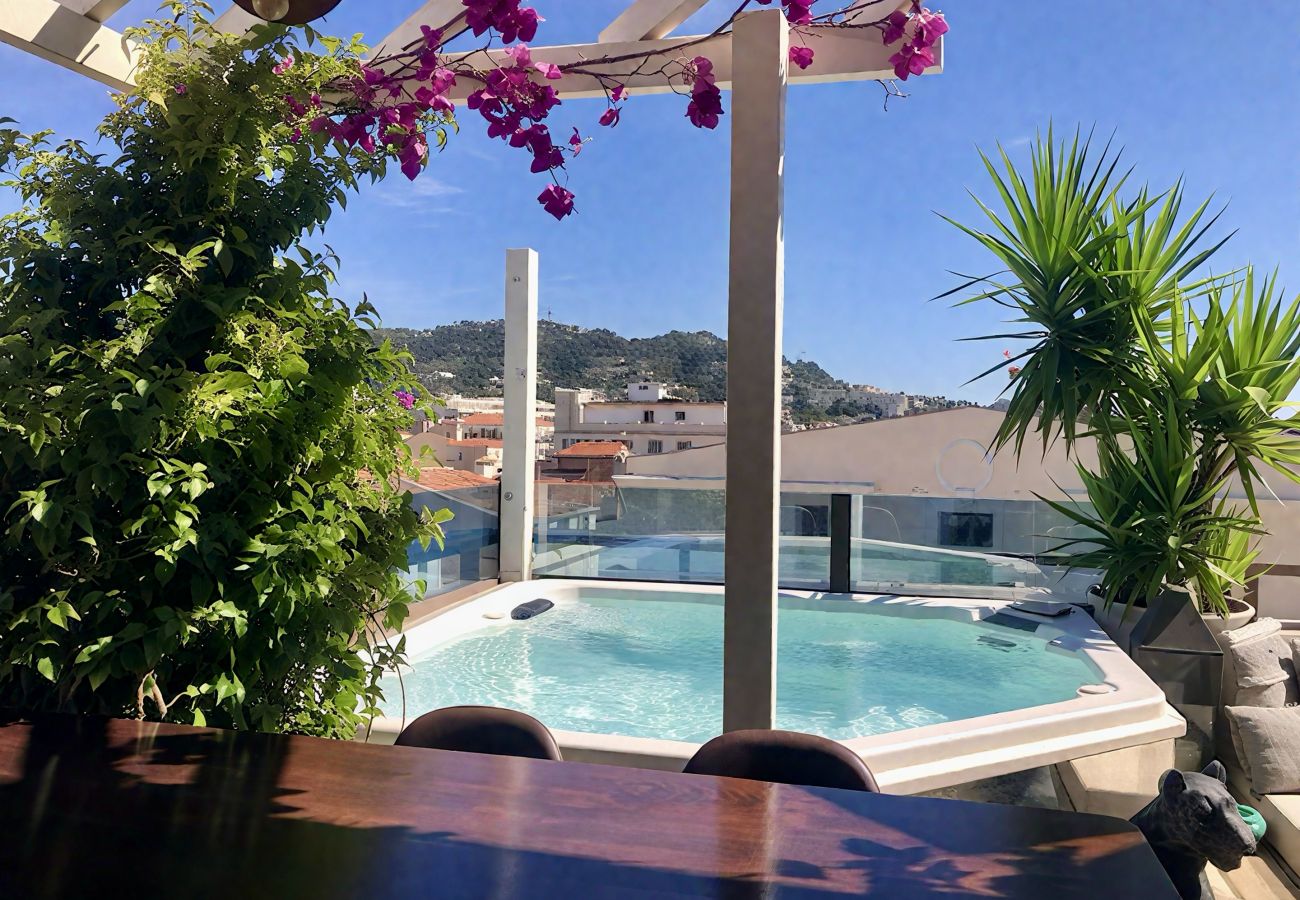 Appartement à Cannes - Gray d'Albion Penthouse, rooftop 30m2 & Jacuzzi