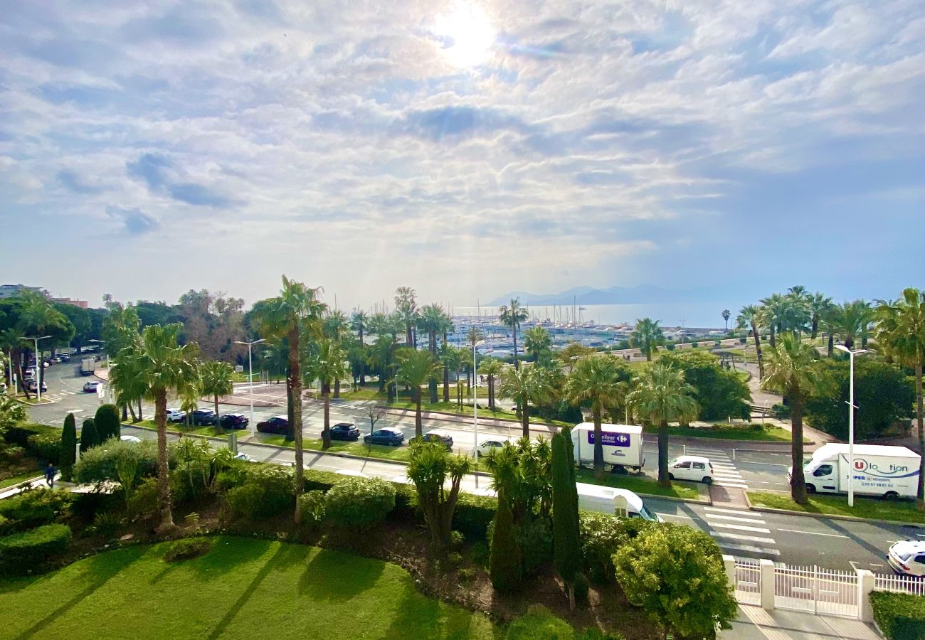 Appartement à Cannes - BER3050 / LES DUNES / 3 pièces