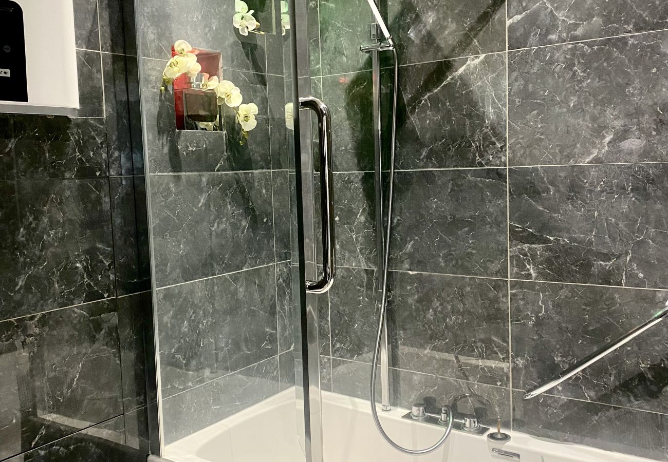 Appartement à Cannes - BER3050 / LES DUNES / 3 pièces