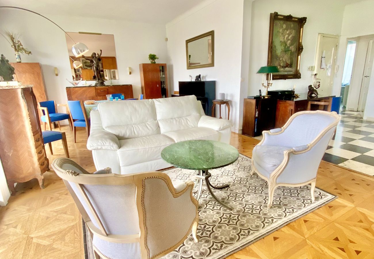 Appartement à Cannes - BER3050 / LES DUNES / 3 pièces