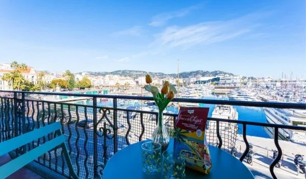 apartment with view of the port of cannes
