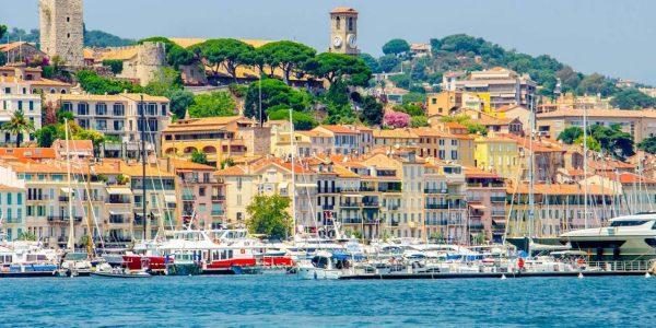 cannes-en-aout.jpg